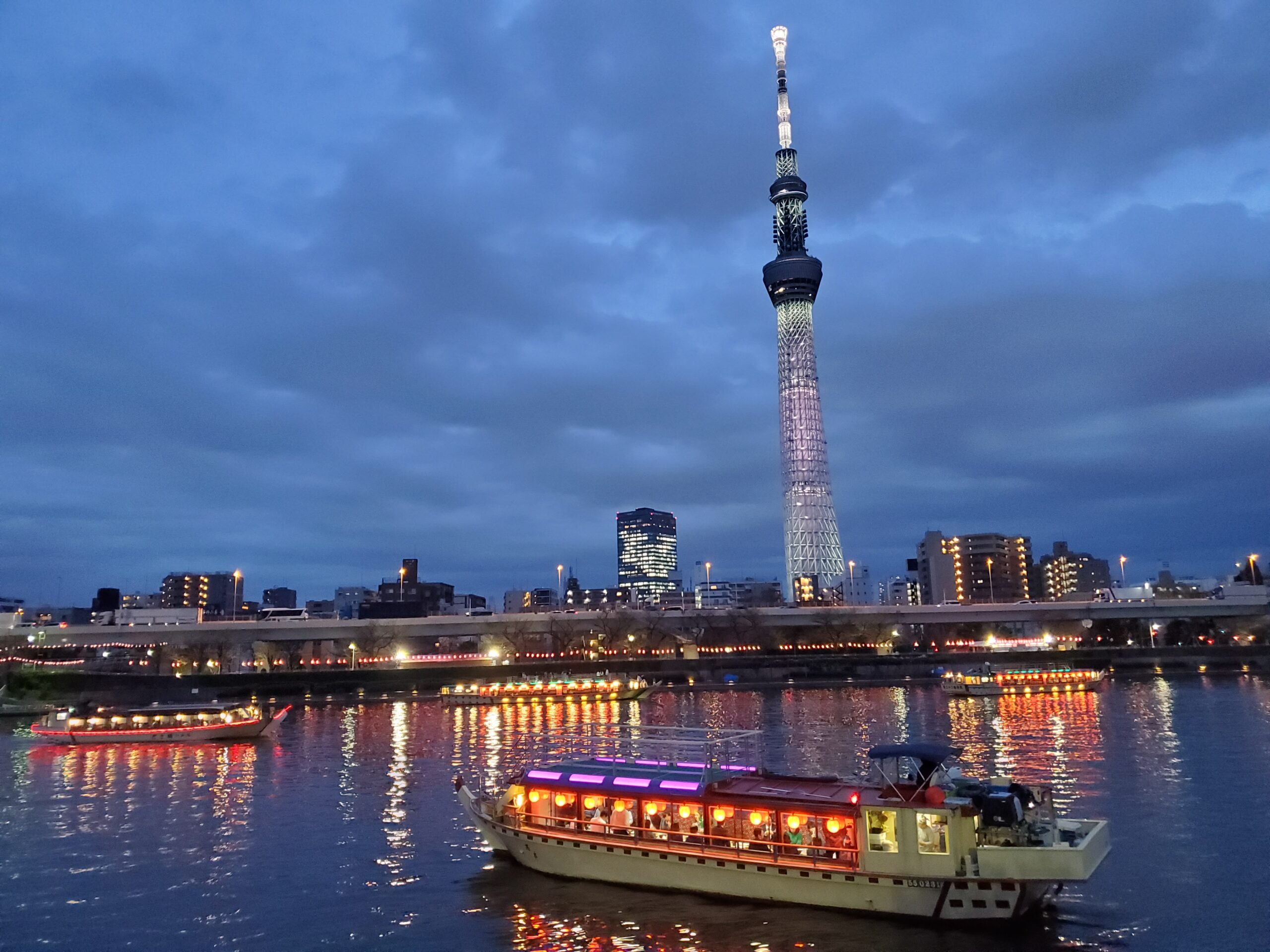 Yakatabune on the Sumida